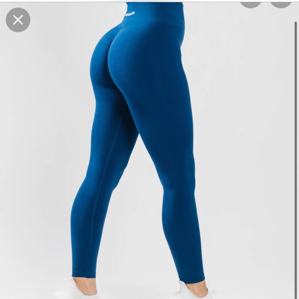 Alphalete amplify Victory Blue leggings